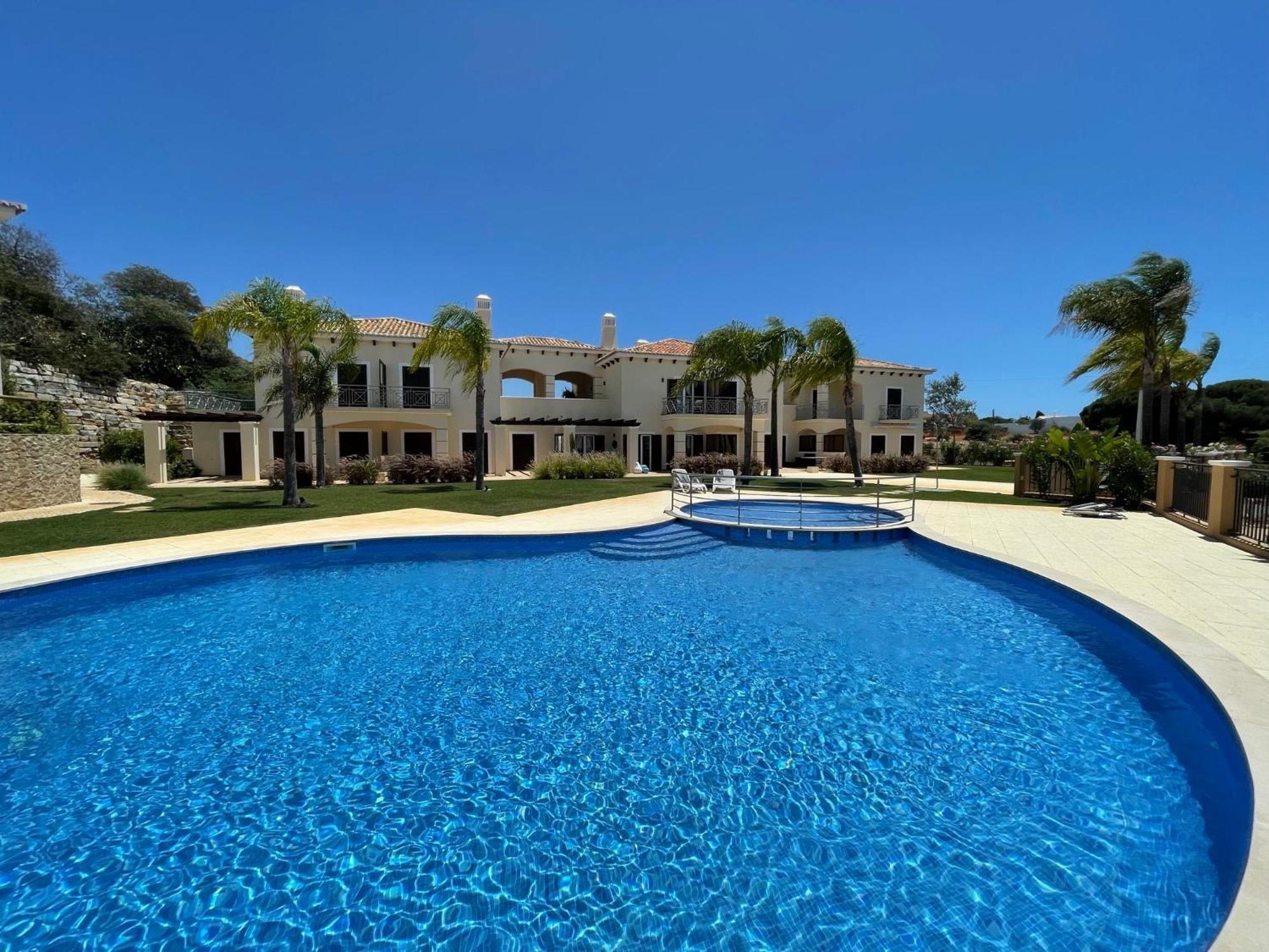 Villa Cascata, 3 Bedroom, Pool, Close To Olhos De Agua Albufeira Luaran gambar